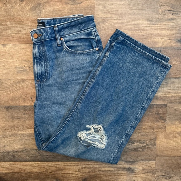 Express Relaxed Straight Blue Ripped Denim Jeans Woman’s 8 Regular - Picture 7 of 9
